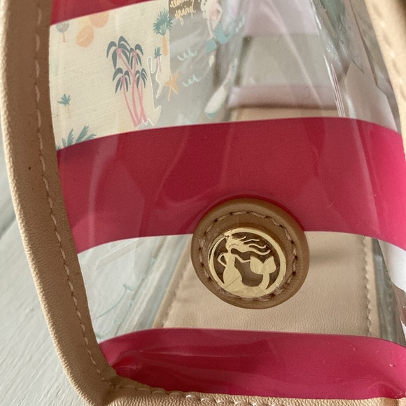 🎈SOLD SPARTINA 449 FLORIDA CLEAR BEACH Wristlet Greetings From Maps Collection - Picture 4 of 16
